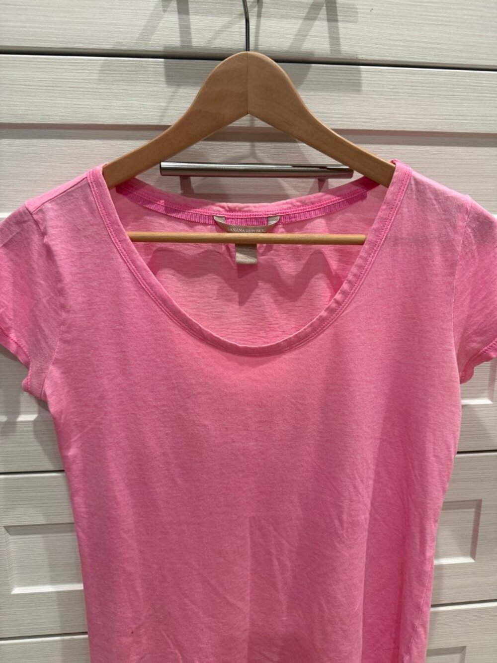 Banana Republic Pink Cotton Tee Size XS